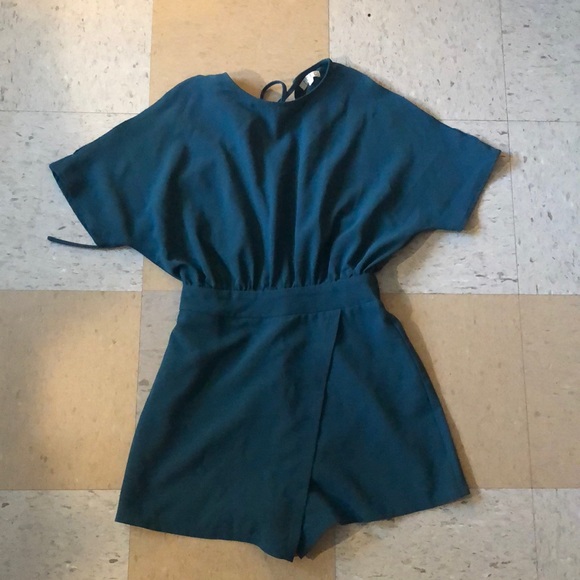 Dressy romper - Picture 2 of 3